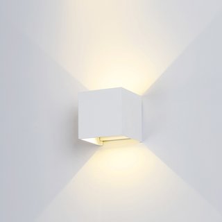 LED Wandleuchte weiß außen & innen verstellbarer Lichtausfall 6W COB 780lm warmweiß B-Ware