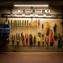 Ledvance LED Unterbauleuchte Sensor Batten weiß 57cm 8W 800lm warmweiß 3000K
